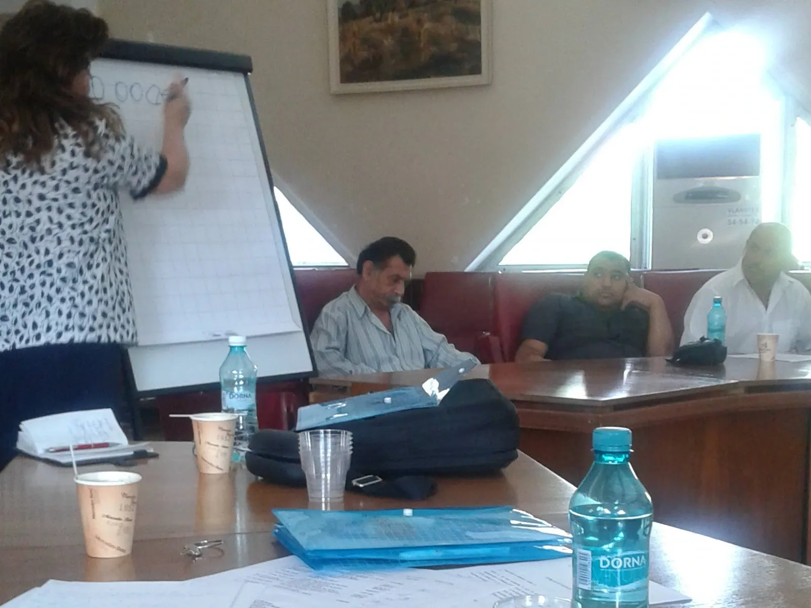 De ce nu judecăm oamenii după aspectul fizic: un îndemn la empatie